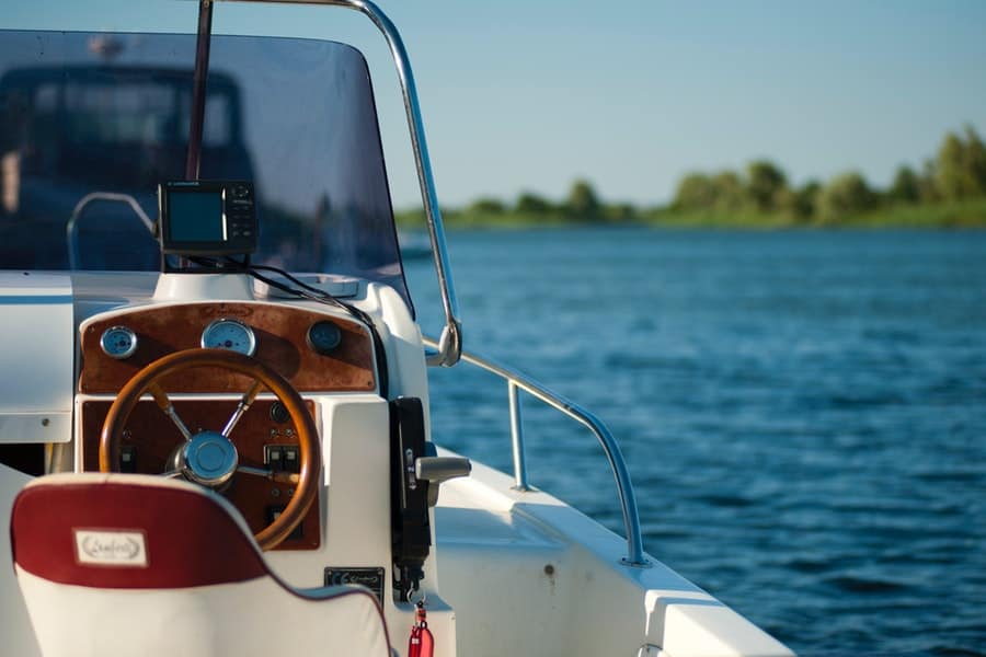 Should You Buy a Used or New Yacht?