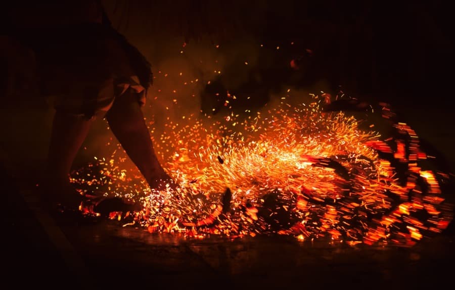 Indonesia: ‘Imminent’ Volcano Eruption Sparks Mass Evacuations in Bali