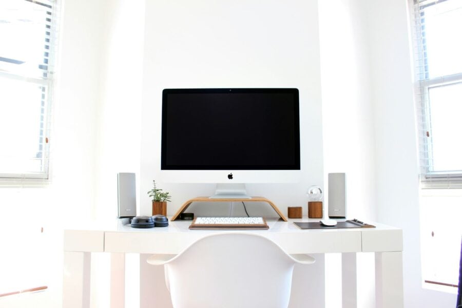 How to Build a B2B Content Strategy That Reaches Decision Makers in 2025?