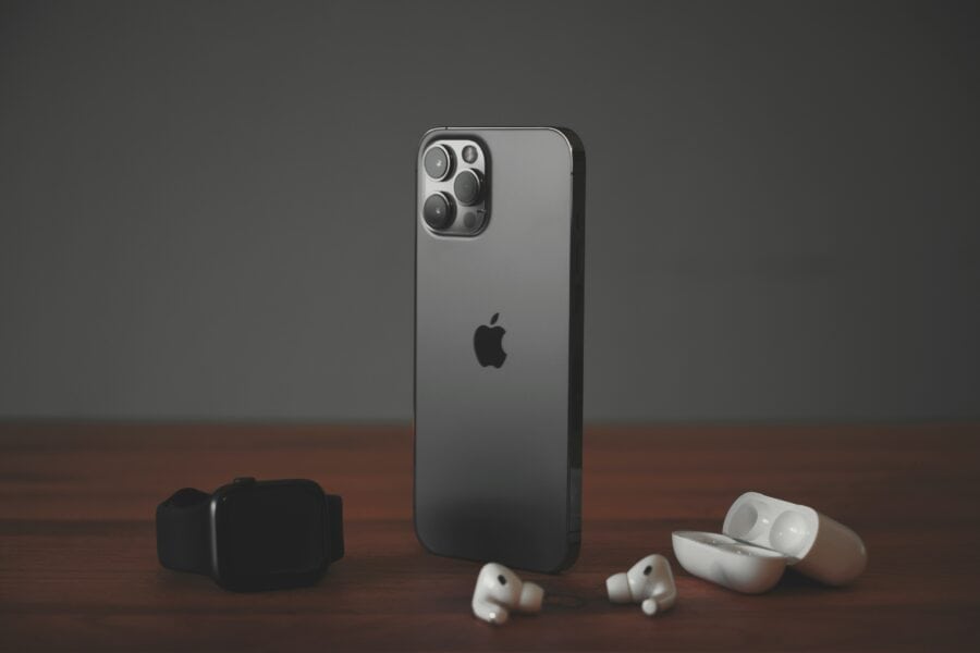 Smartphone Buying Guide 2025: What You Need to Know 1 Smartphone Buying Guide 2025: What You Need to Know 1