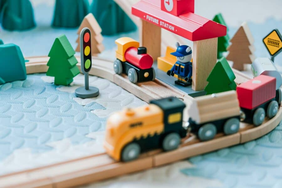 How to Choose Educational Toys for Kids When Shopping Online