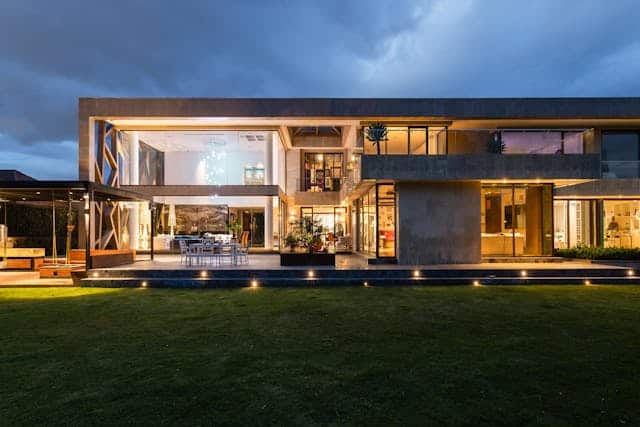 How Outdoor Lighting Can Transform Your Home’s Curb Appeal and Functionality