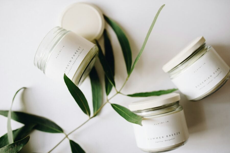 What Is the Connection Between Aromatherapy and Spa Treatments?