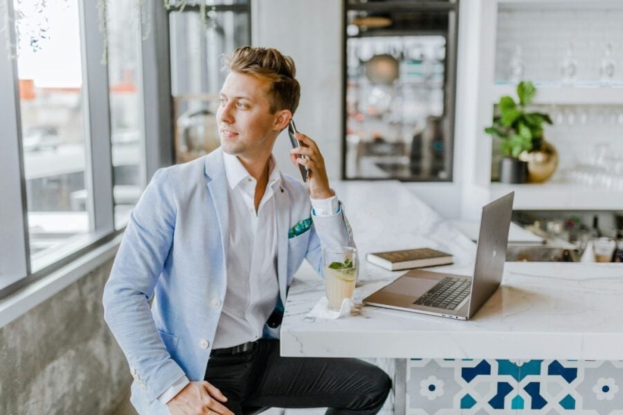 How Business Consultants Help Small Businesses Achieve Sustainable Growth?
