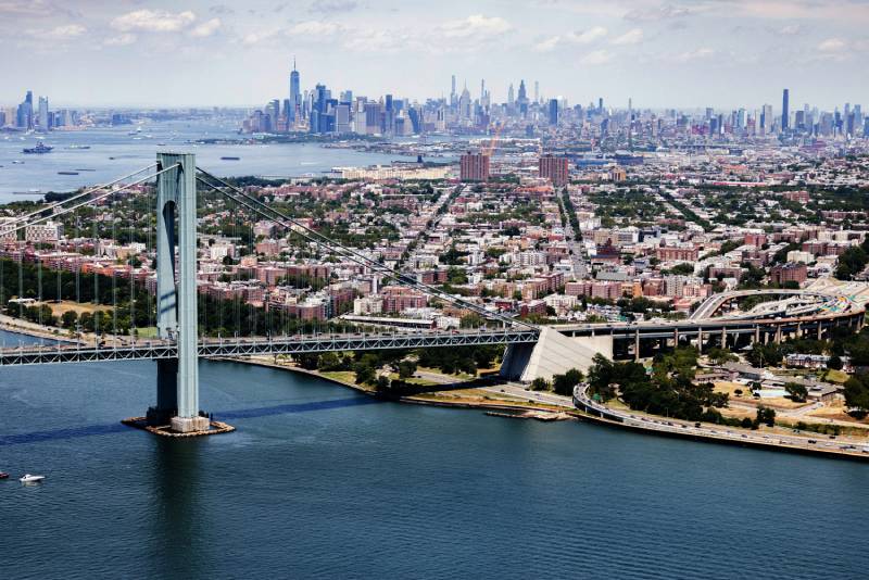 Goodyear Blimp NYC Sail the 4th 65