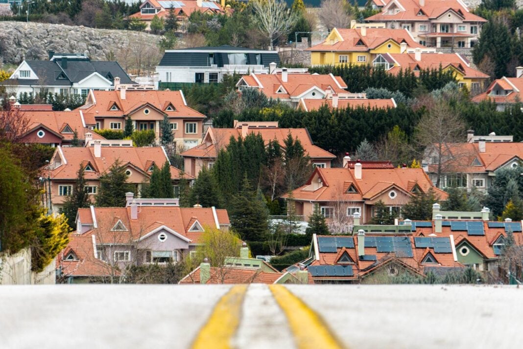 7 Million Americans Moved States Last Year. Here’s What That Actually Means for Housing
