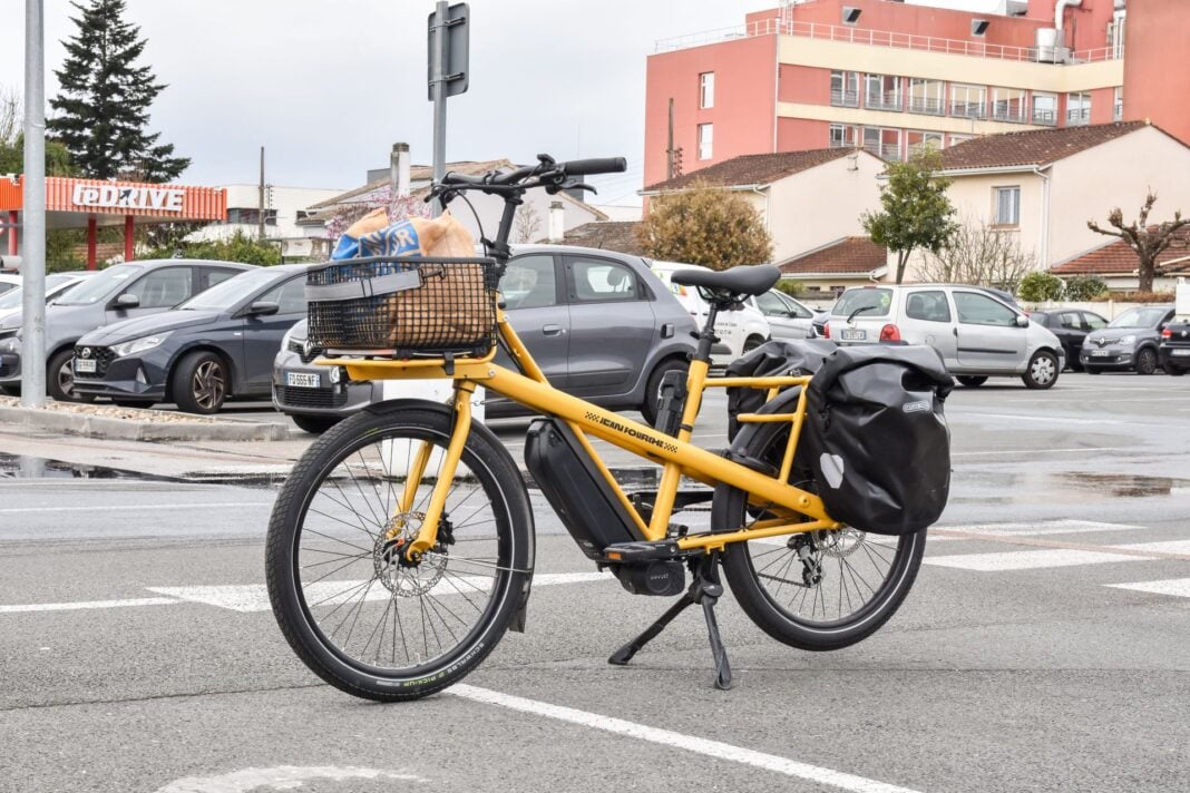 The E-Bike Delivery Rider Nobody Classifies: What Happens When a Gig Worker on Two Wheels Gets Hit on the Clock